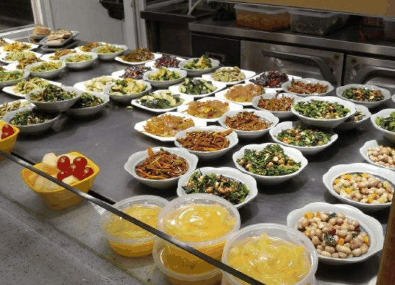 七加七餐饮连锁加盟费用详解及经营管理分析